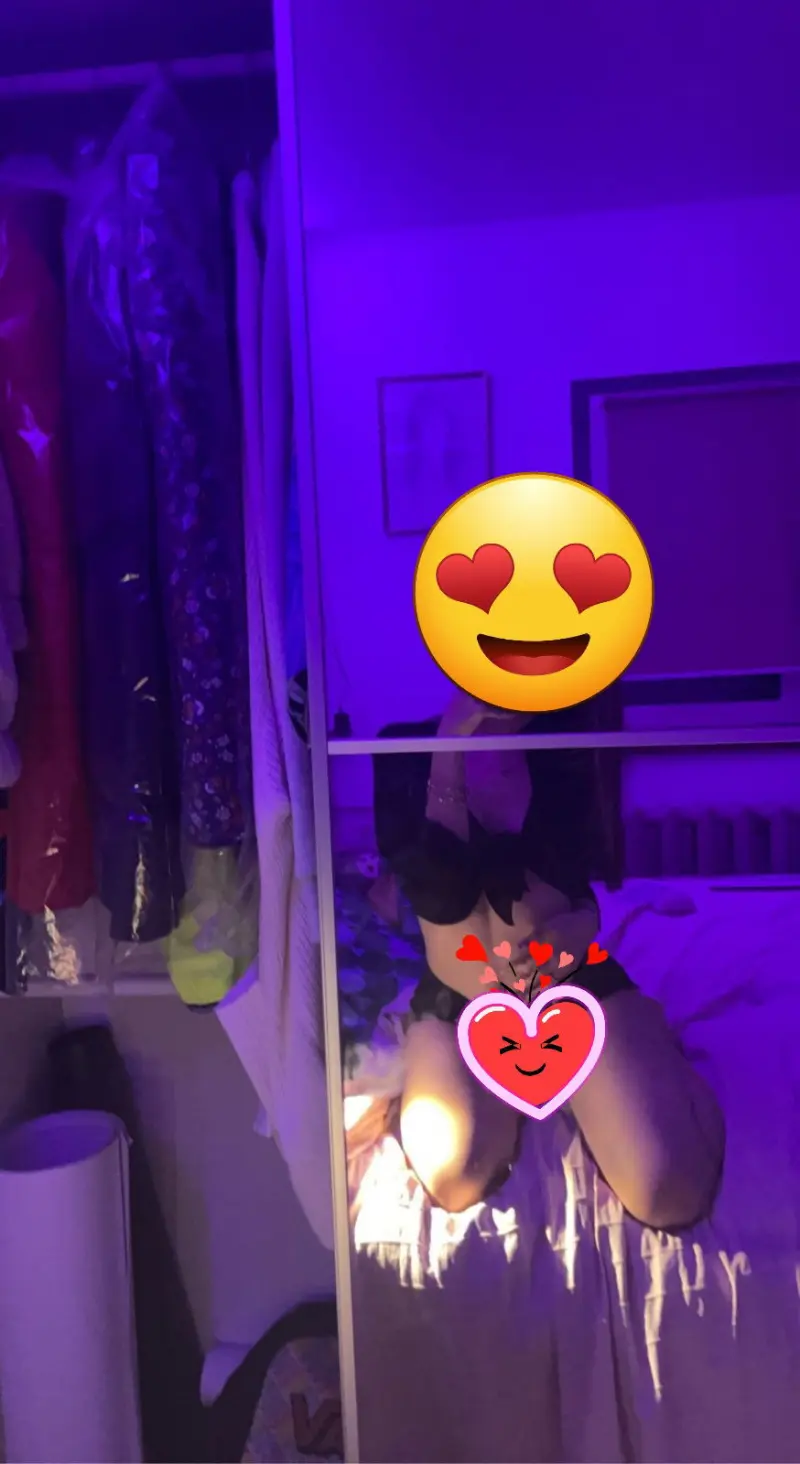 jessicaqn25F from GB