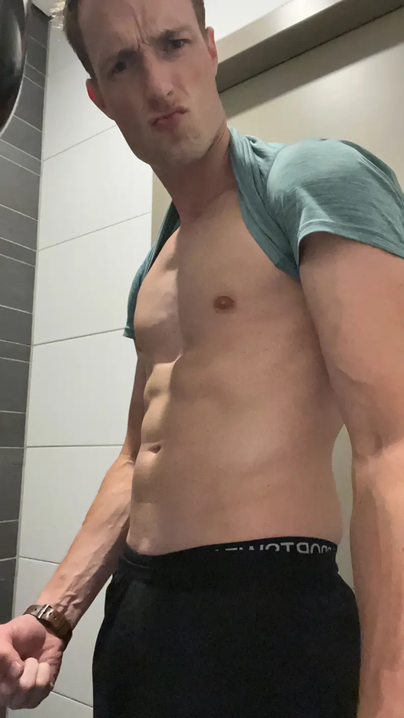 jgroeneveld76 (18) male from NL - sexting partner