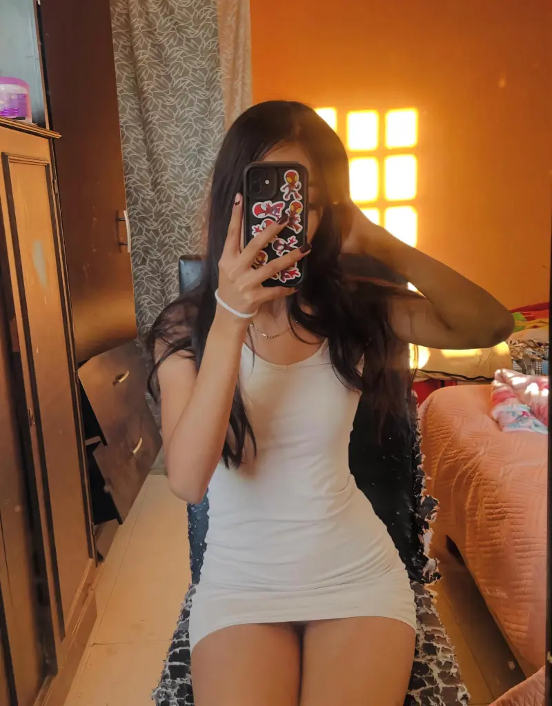 jibof58510 (22) female from US - sexting partner