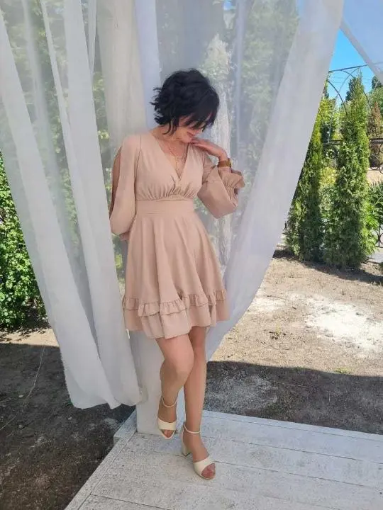 jiluseny (18) female from GB - sexting partner