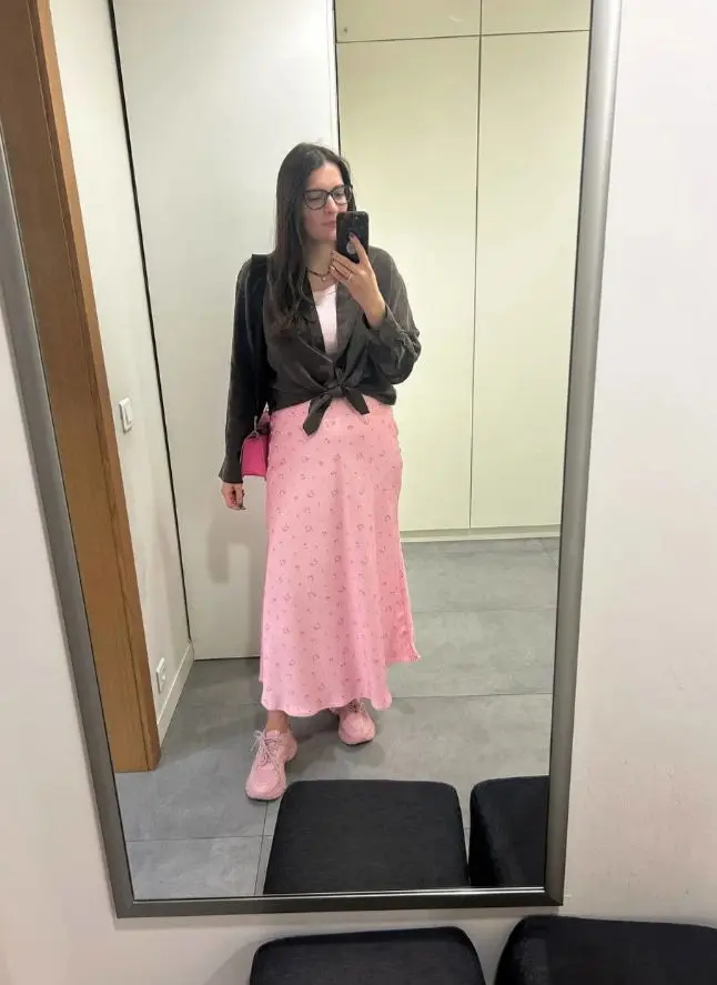 jipajlko (22) female from US - sexting partner