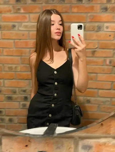 jofabej209 (18) female from US - sexting partner