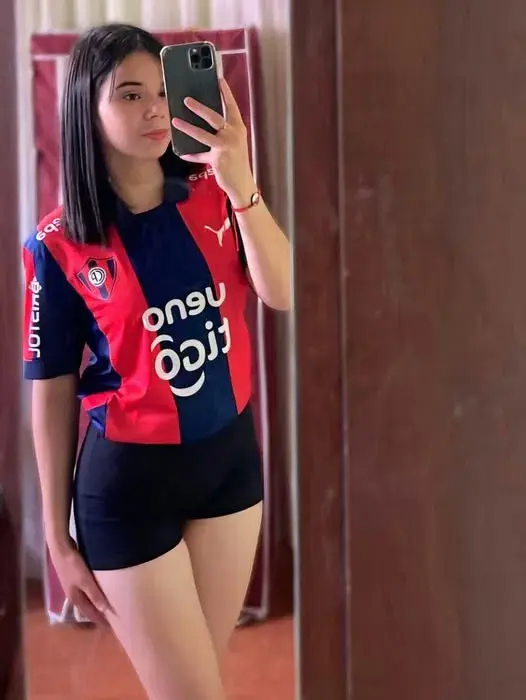 jogeten776 (18) female from GB - sexting partner