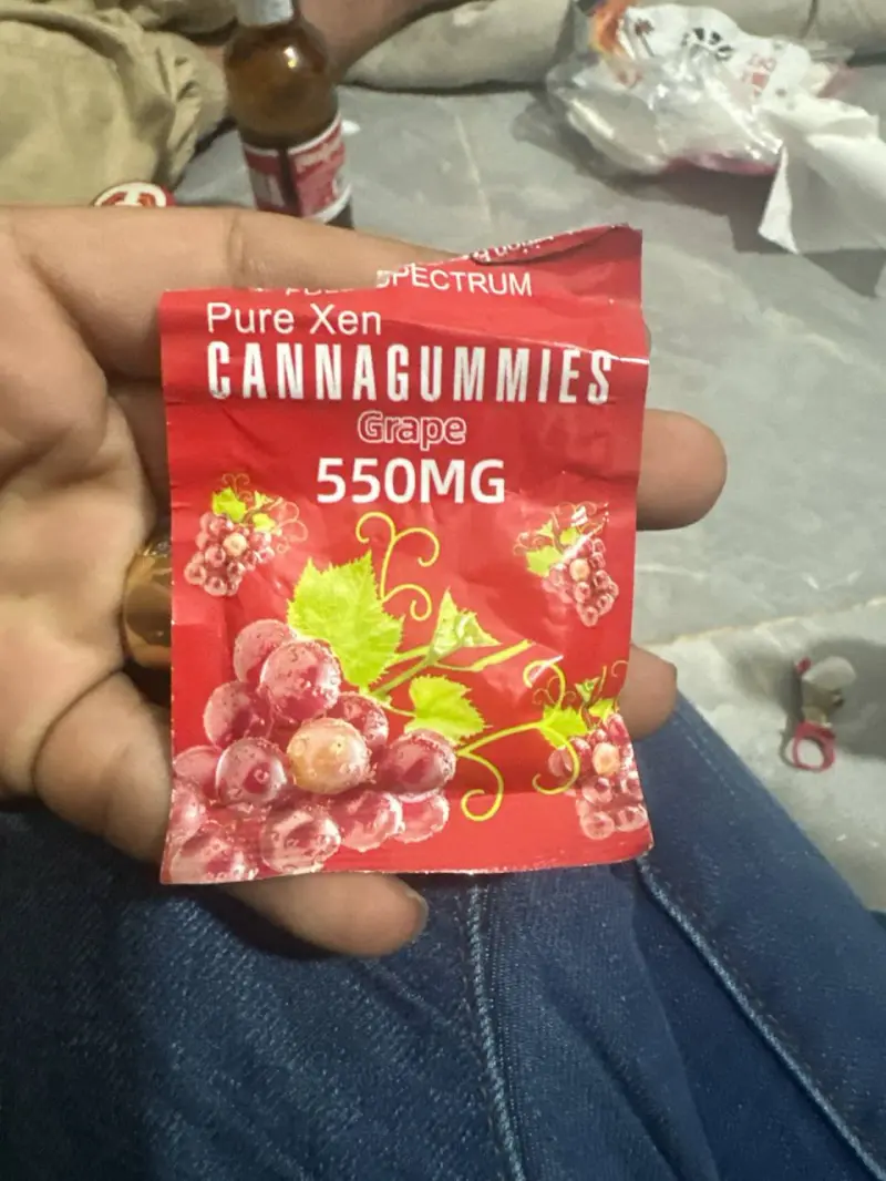 jonhwick121314 (18) male from KH - sexting partner