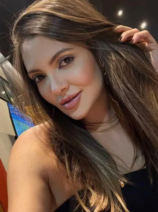 jukejepa (18) female from GB - sexting partner