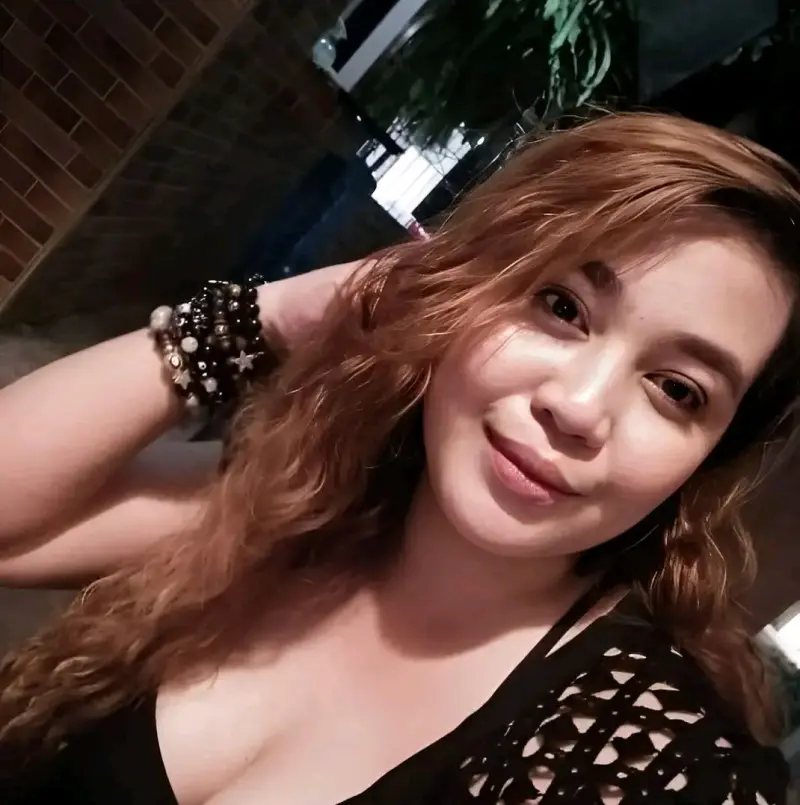 julianfaith231 (18) female from US - sexting partner