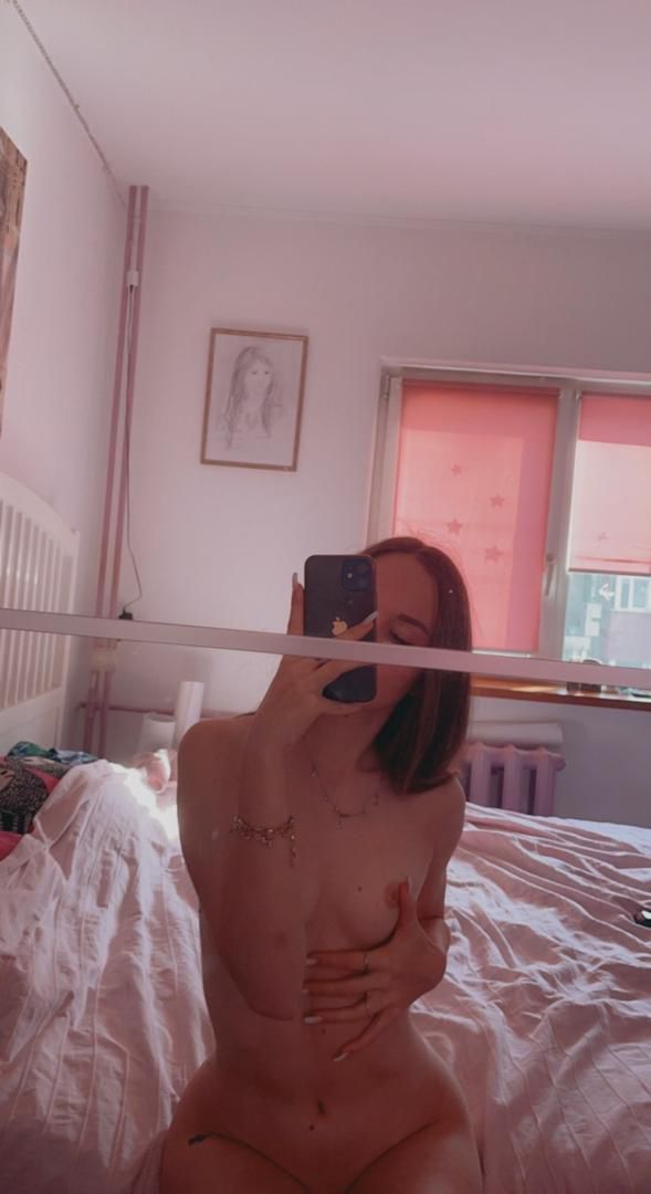 julielizzy33 from US