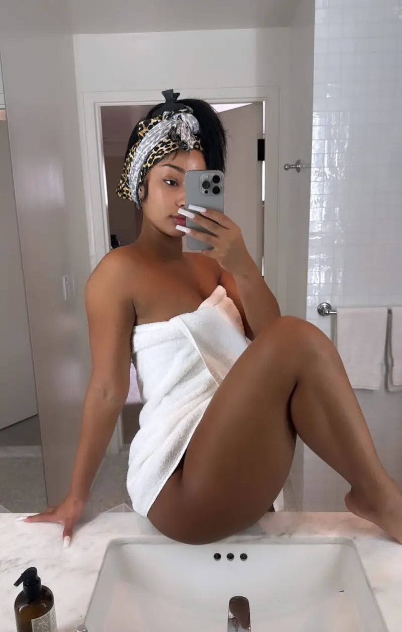 kaitlyn01 (18) female from US - similar profile