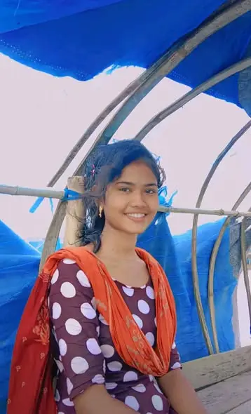 kamej84096 (25) female from CA - sexting partner