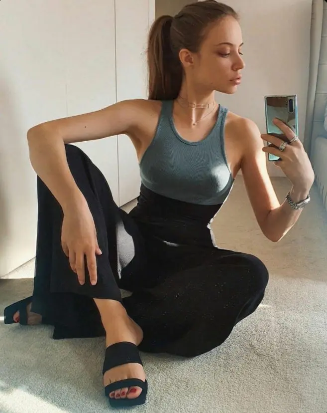 kapsodak (18) female from US - sexting partner