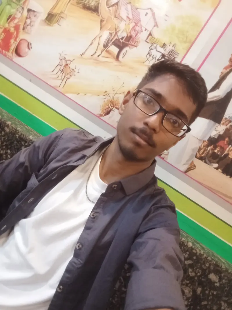 karang1624 (18) male from IN - sexting partner