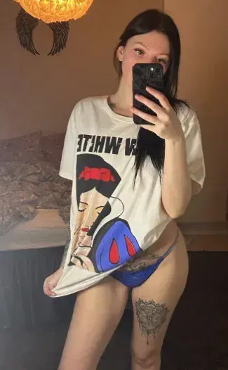 kebada9584 (22) female from AR - sexting partner