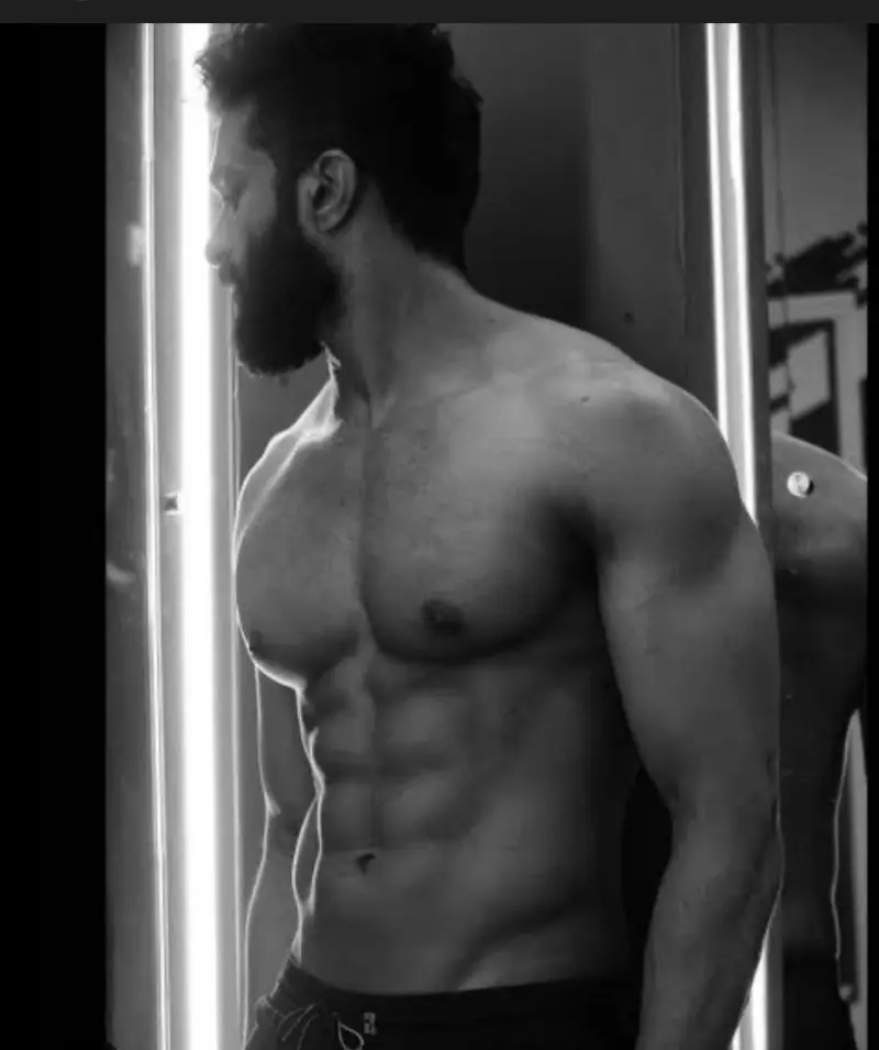 kevin_tamil (24) male from IN - sexting partner