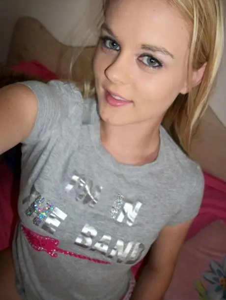 kicix39995 (18) female from DE - sexting partner