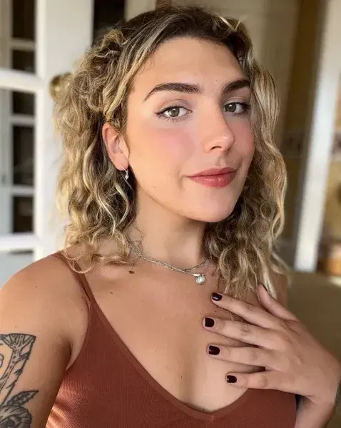 kidimy (18) female from GB - sexting partner