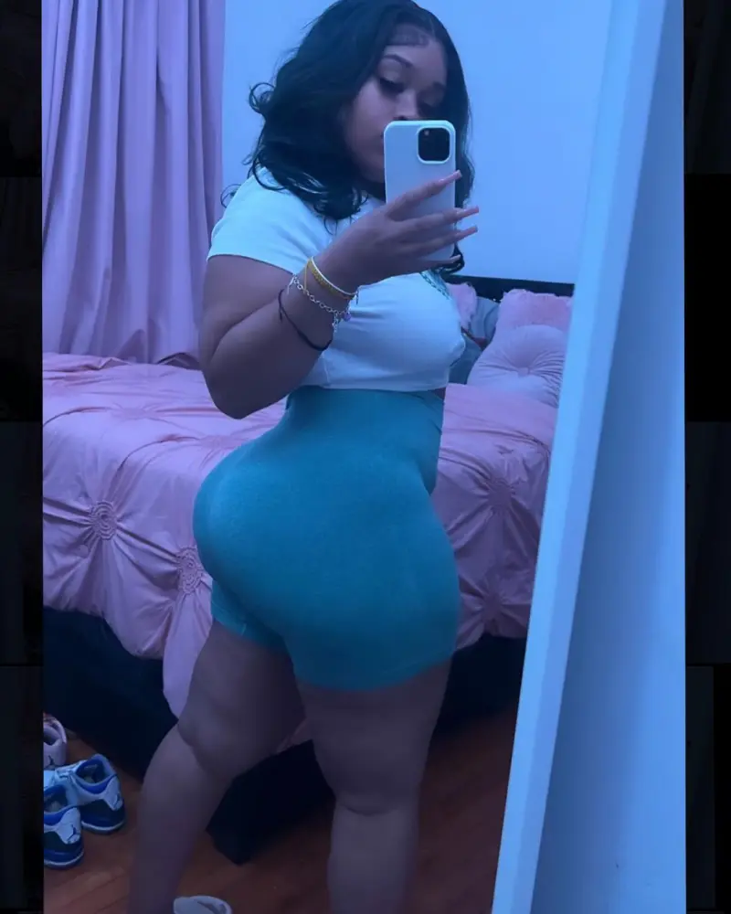 kipopif962 (26) female from US - sexting partner