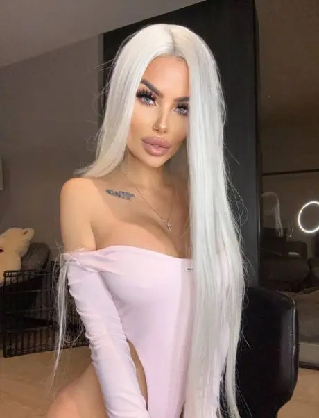 kiyan63468 (21) female from US - sexting partner