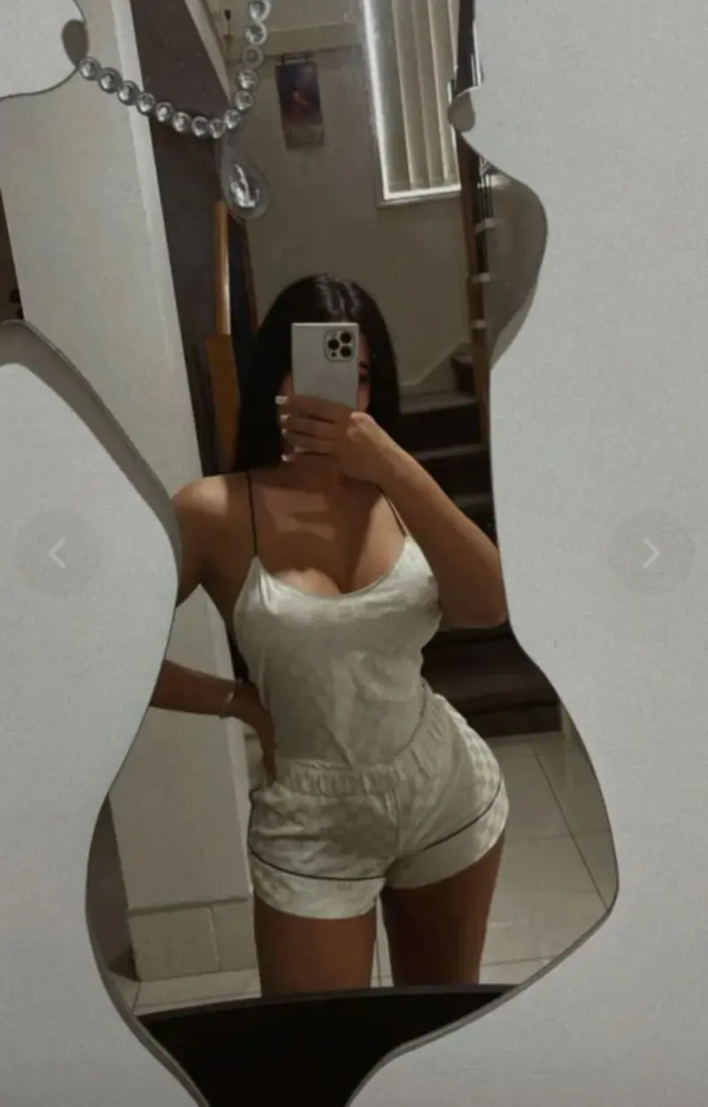 kocahes (22) female from US - sexting partner