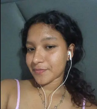 koteme (18) female from FI - sexting partner