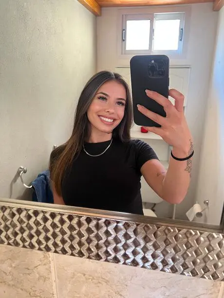 koyab94435 (18) female from US - sexting partner