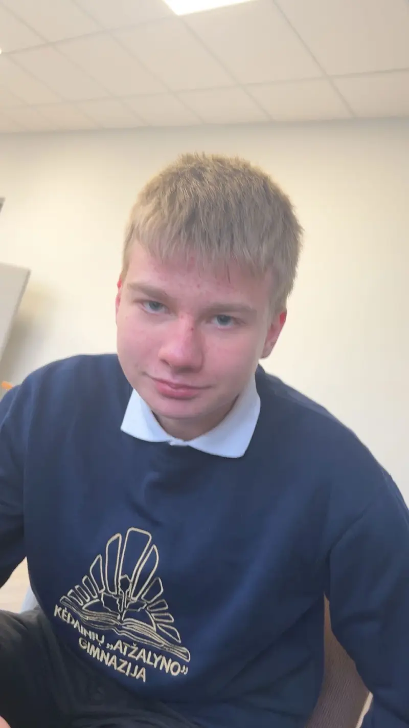 kristupascikas2 (18) male from LT - sexting partner