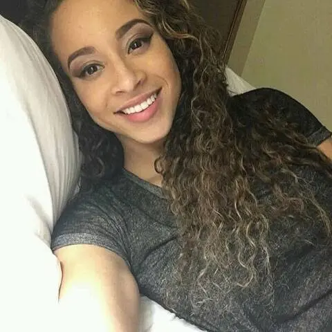 ksulli01-_ (18) female from US - similar profile