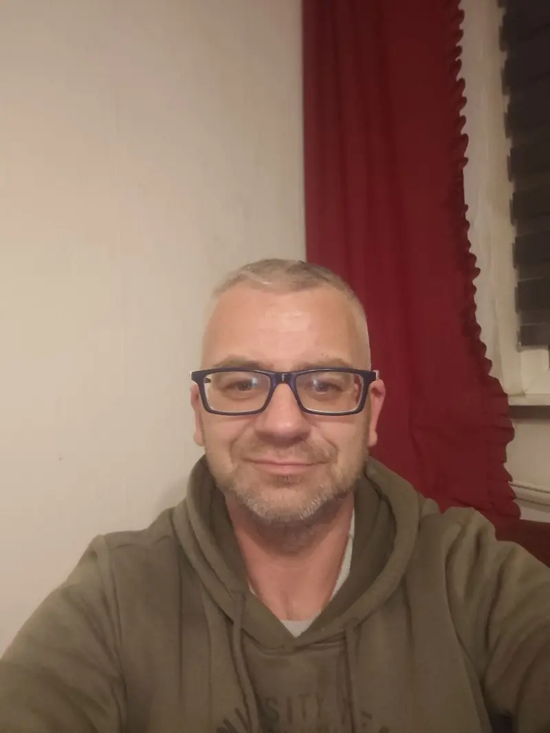 kuflik260584 from PL