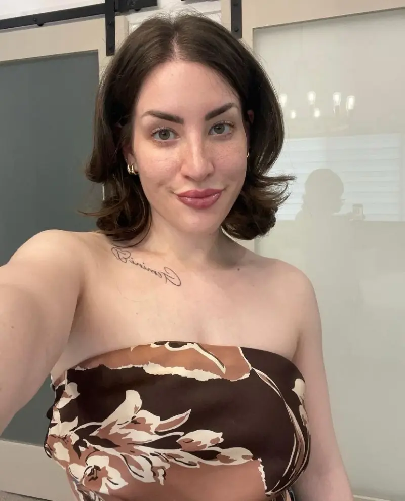 ladvan793 (18) female from US - sexting partner