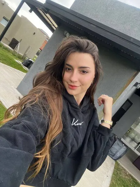 lajani8248 (25) female from CA - sexting partner