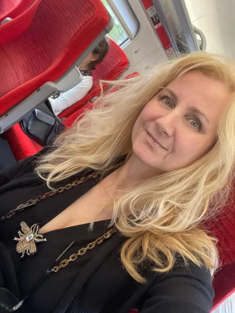 lanej0387 (38) female from US - sexting partner