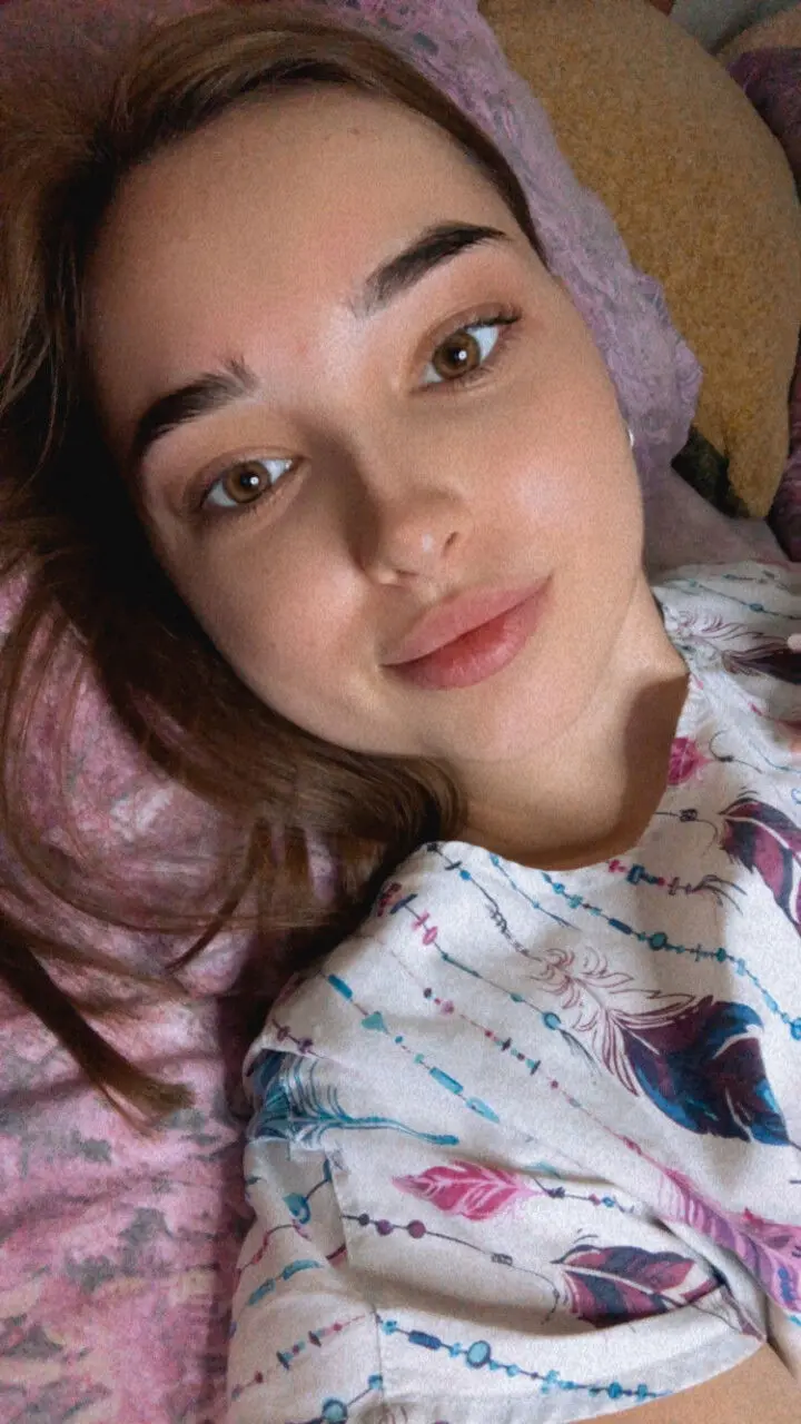 latinow667 (18) female from GB - sexting partner