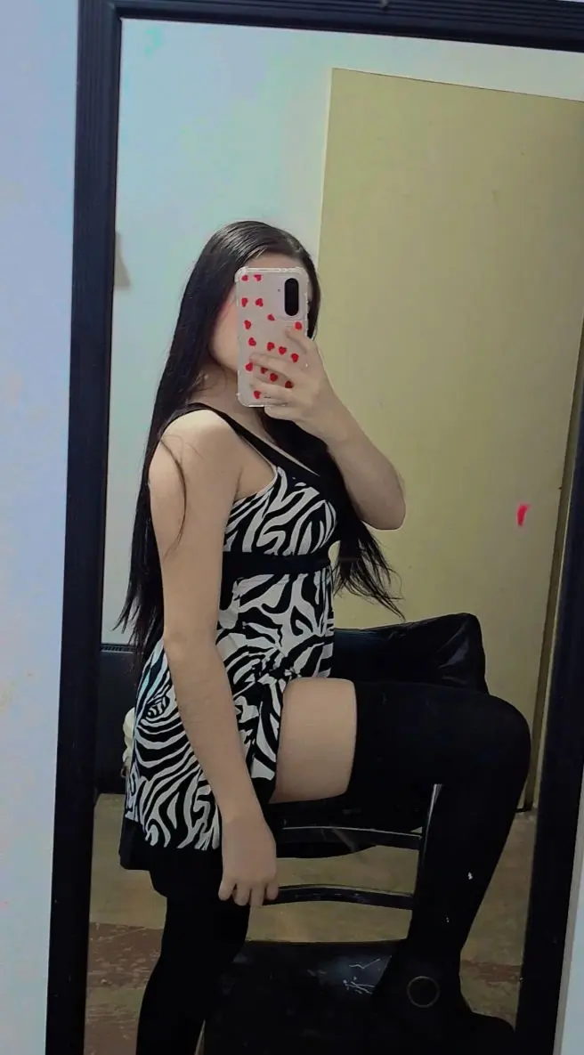 lbllrhk (18) female from GB - sexting partner