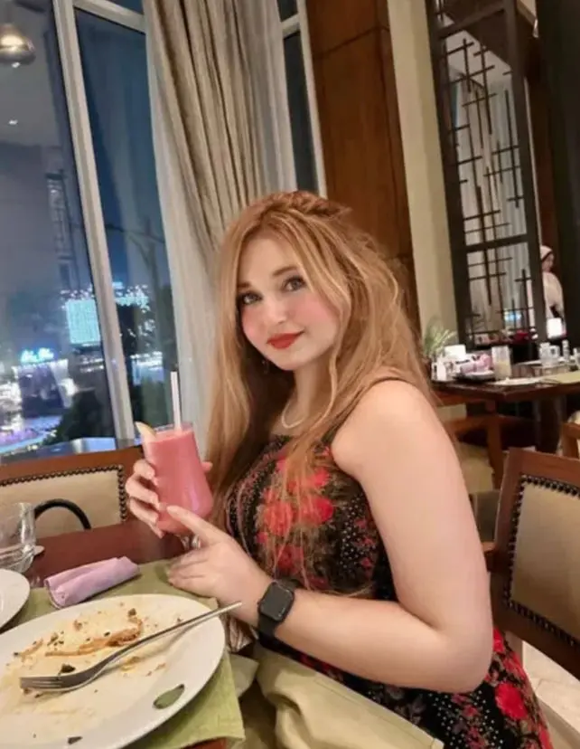 lilemat (18) female from US - sexting partner