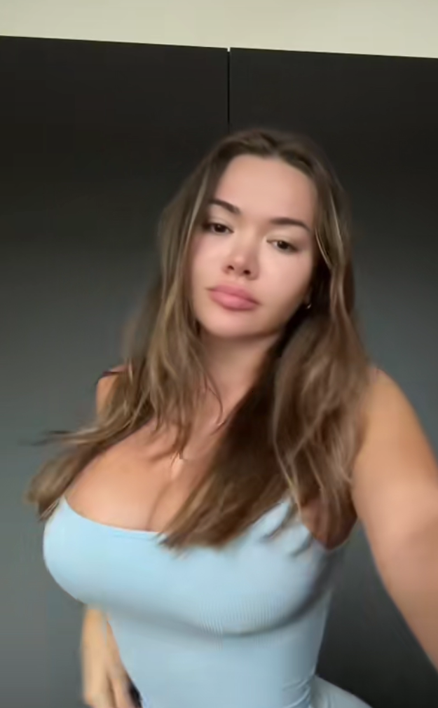 lindajames542 from CH