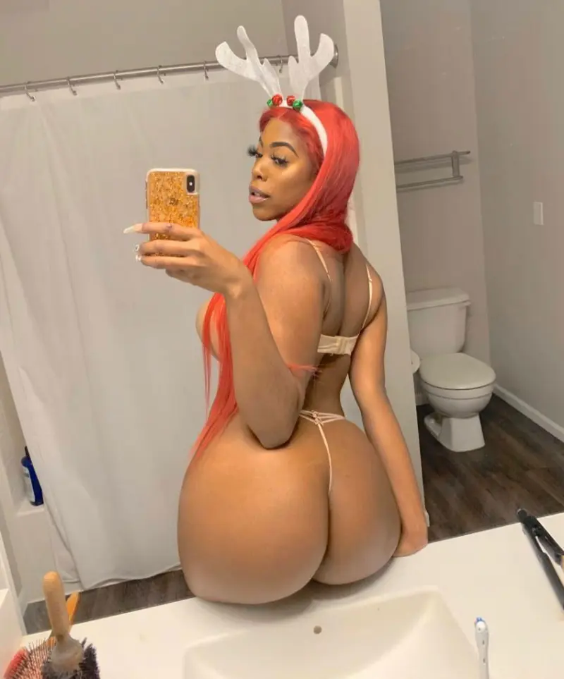 litipa4312 (18) female from US - sexting partner