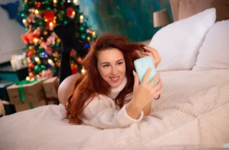 lohimew834 (18) female from AU - sexting partner