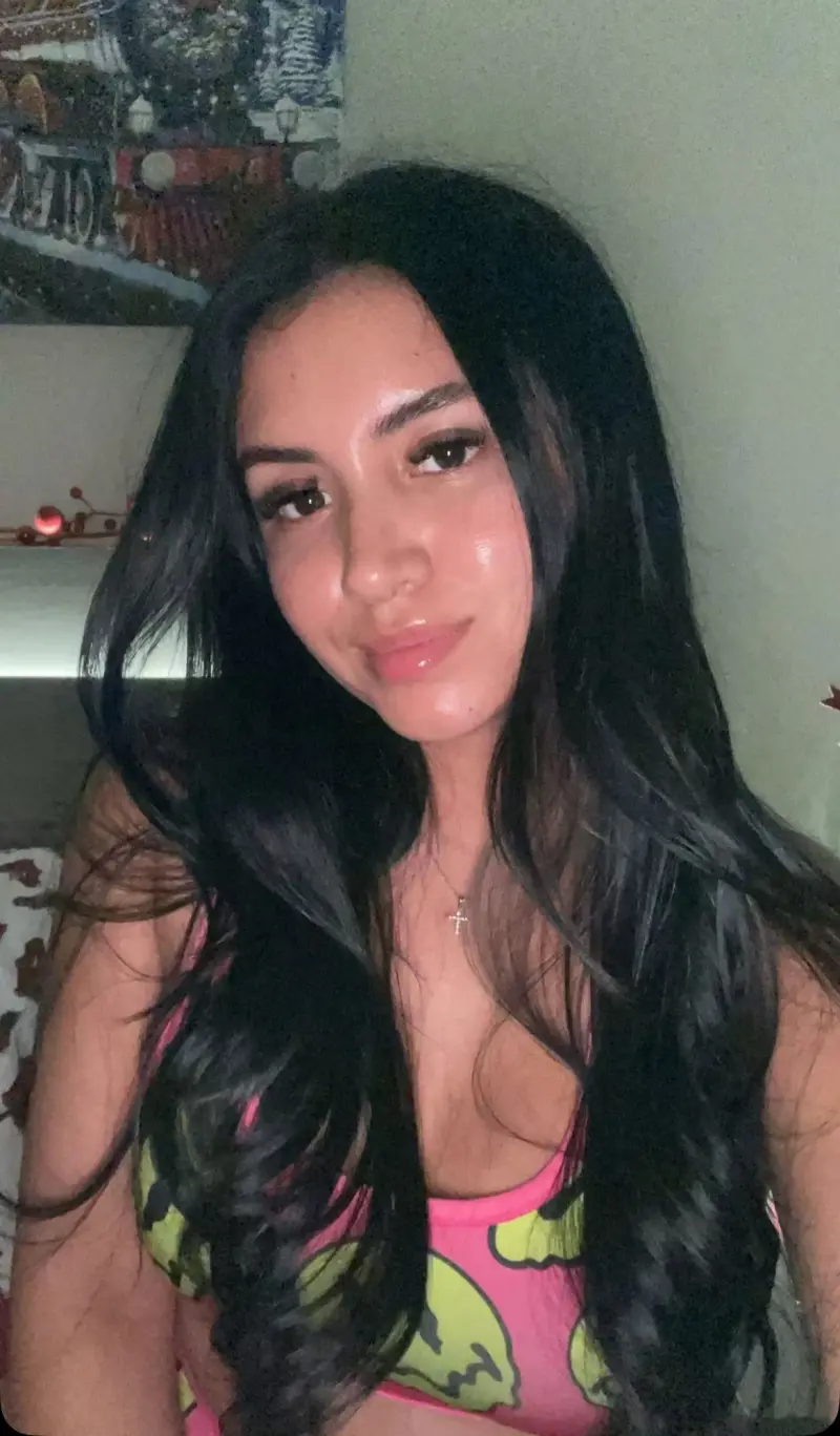 lokid47487 (18) female from IE - sexting partner