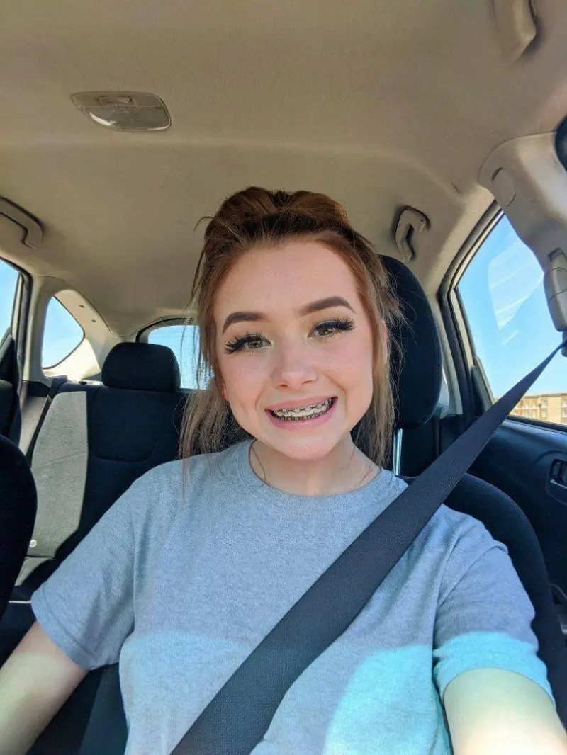 lolag72733 (29) female from GB - sexting partner