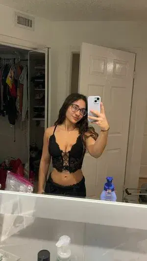 magawoc459 (18) female from BE - sexting partner