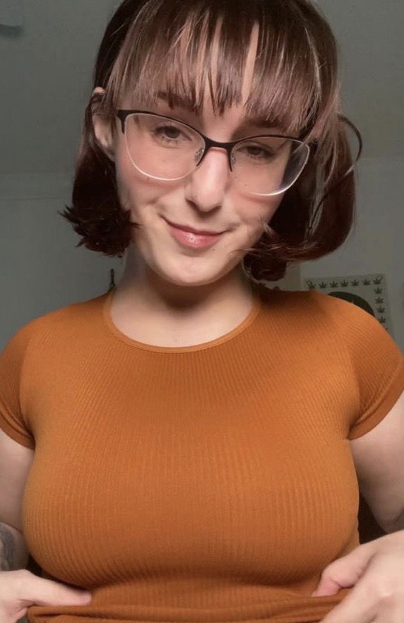 mandychloe124 from US