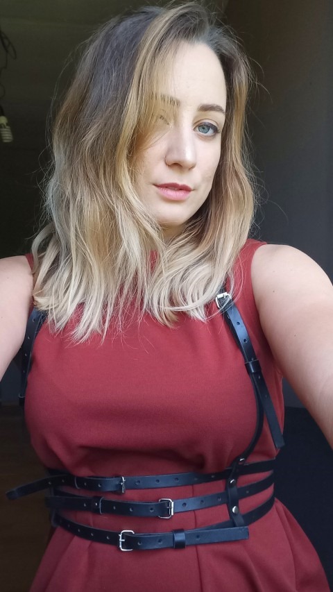 marrirhryfs45 from US