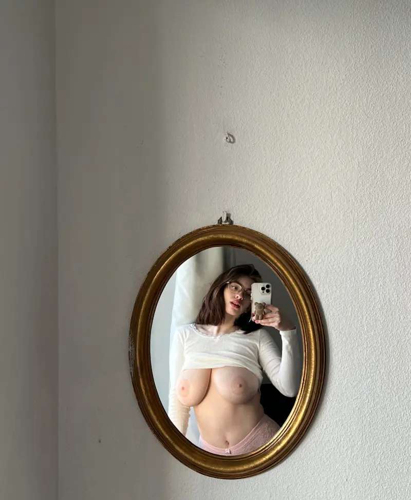 mary20 - 18 years old female from United States sexting partner