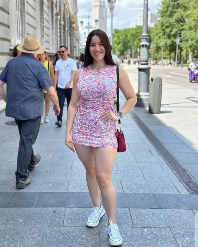 masahi (24) female from AU - sexting partner