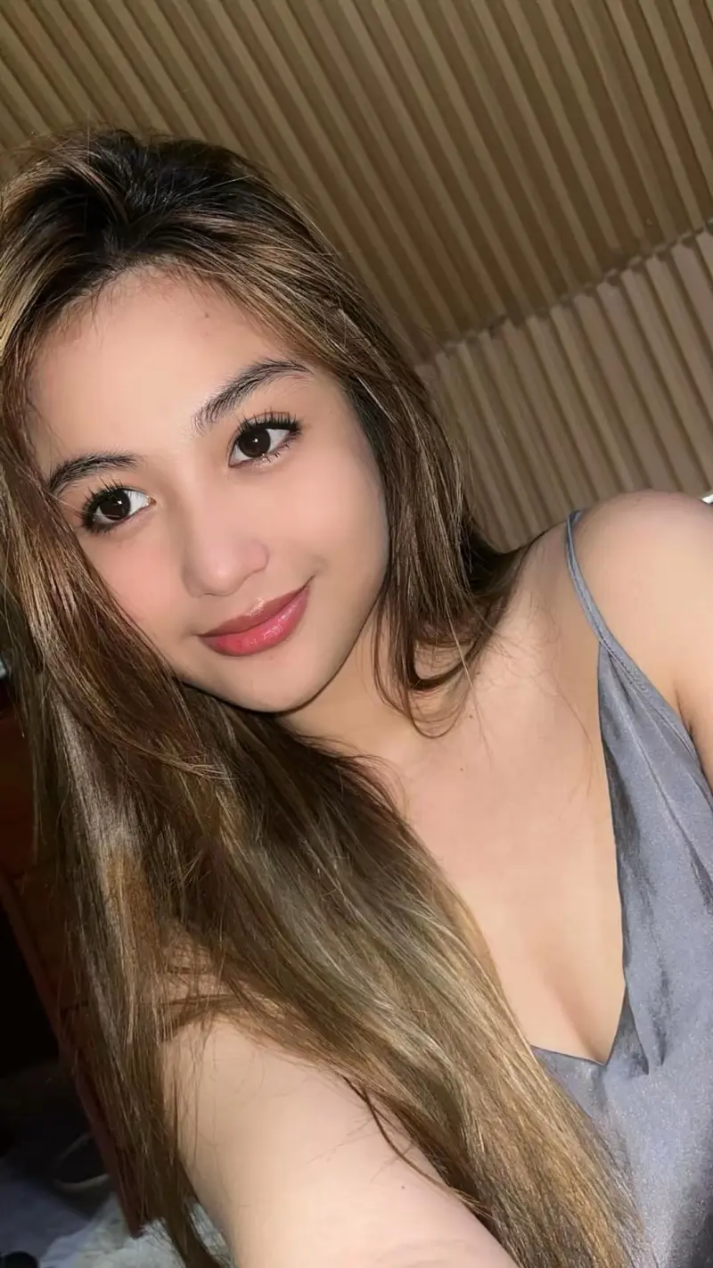 masami1954 (18) female from GB - sexting partner