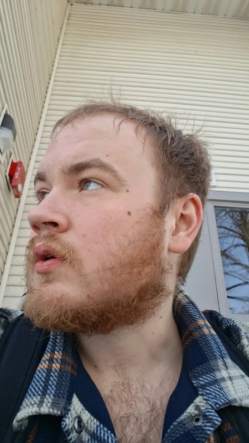 maxjimos (23) male from US - sexting partner