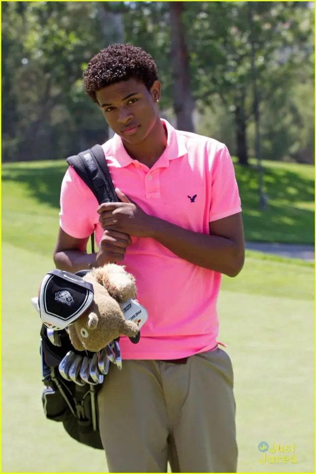 mayawaily704 (18) male from KE - sexting partner