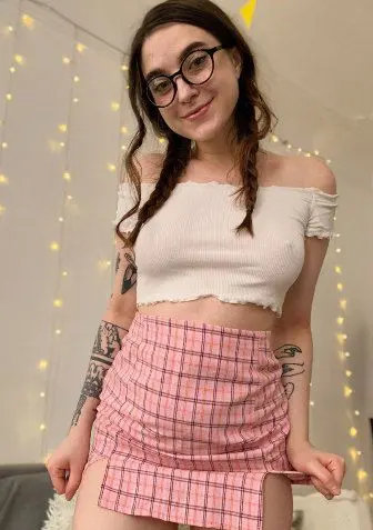 meraje12 (18) female from US - sexting partner