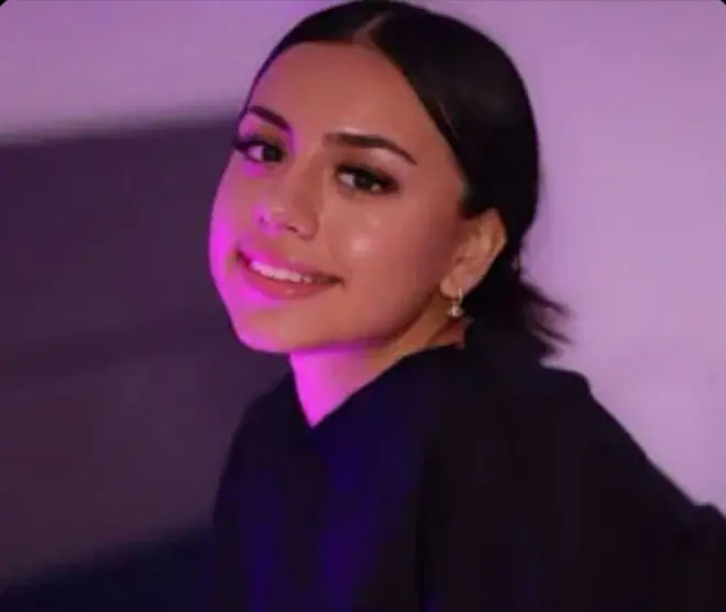 mezynai (21) female from GB - sexting partner