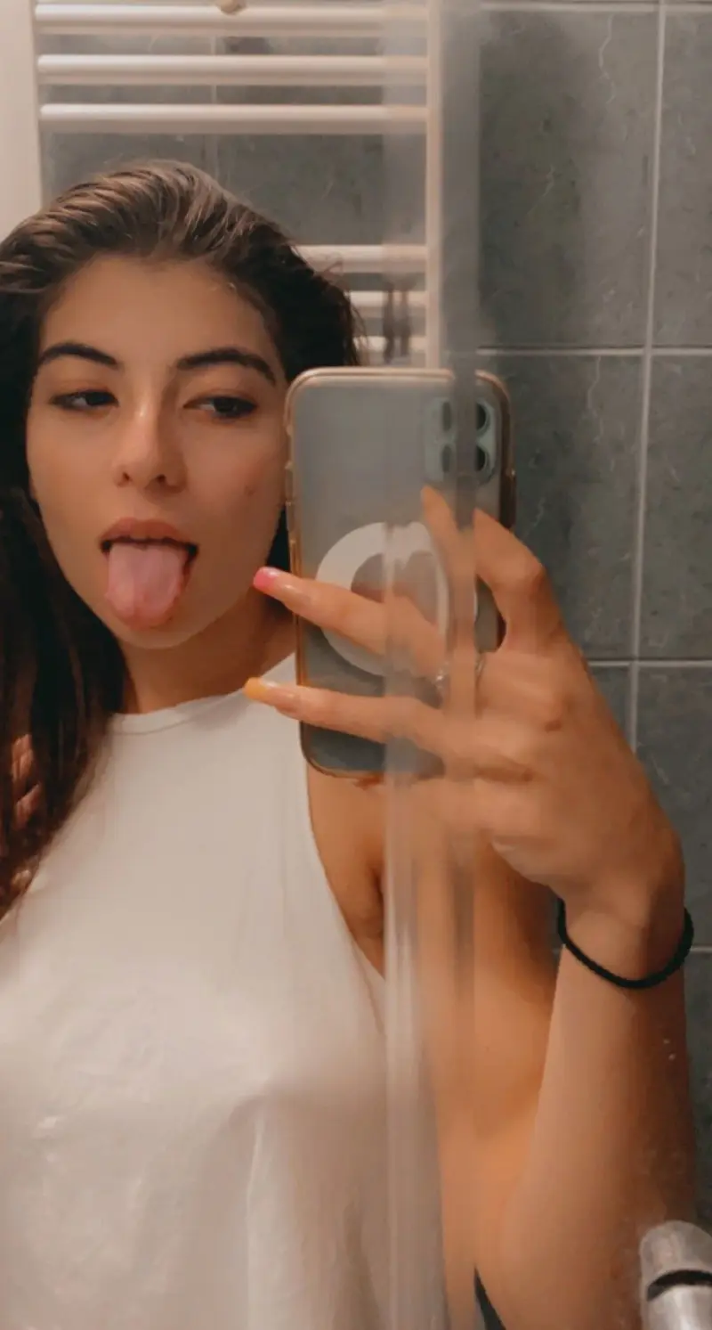 midimo5330 (20) female from BW - sexting partner