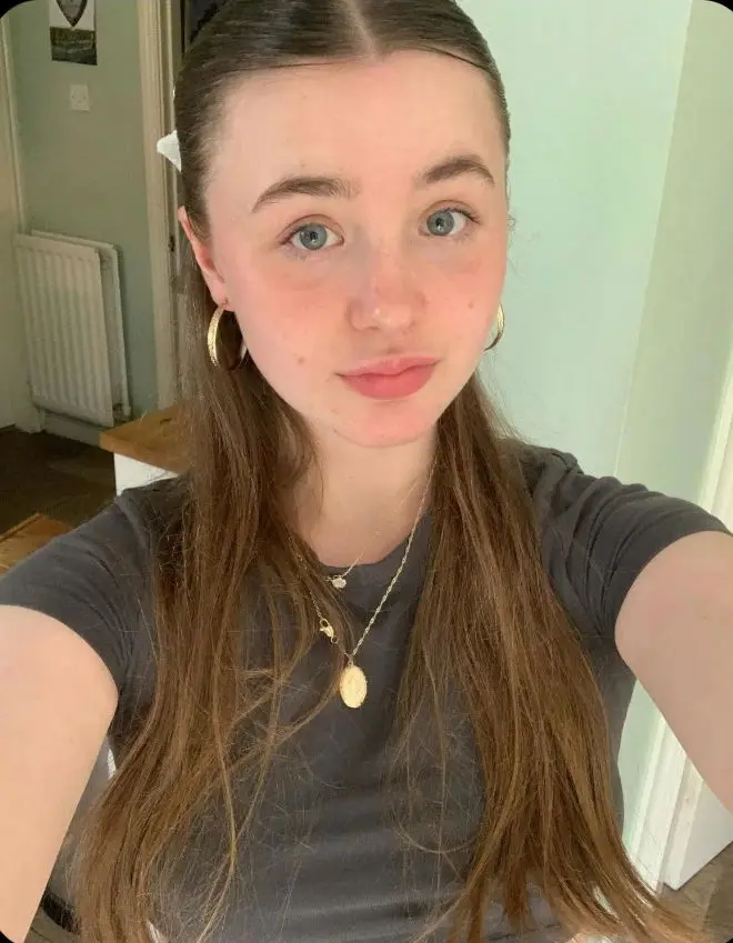 mirakuru (21) female from US - sexting partner